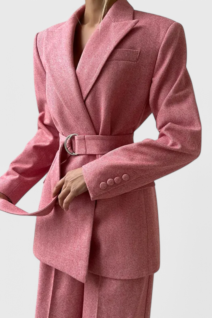 Evena Traje de Pantalón para una Elegancia Confiada